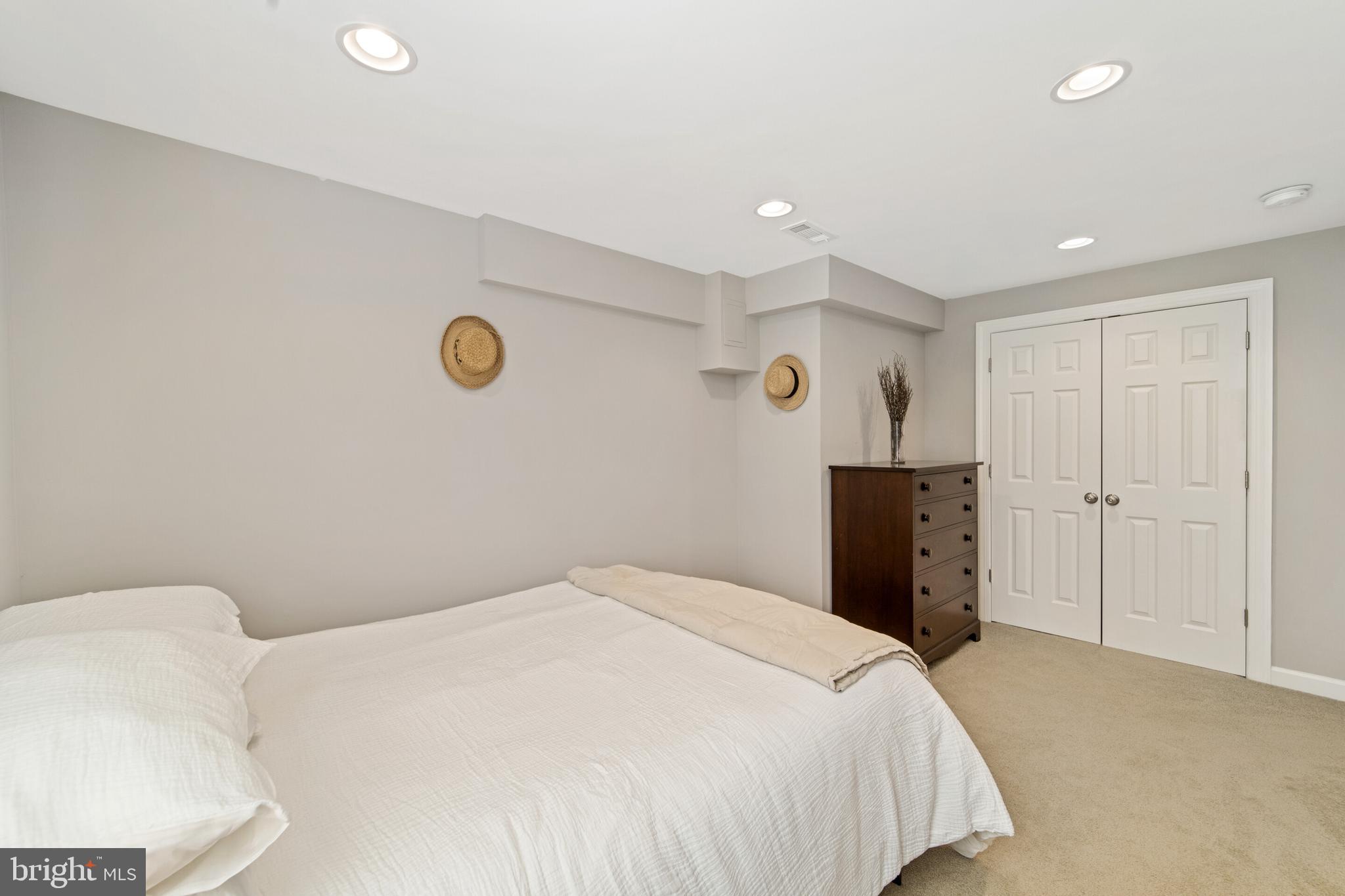 QUAIL RIDGE - Residential