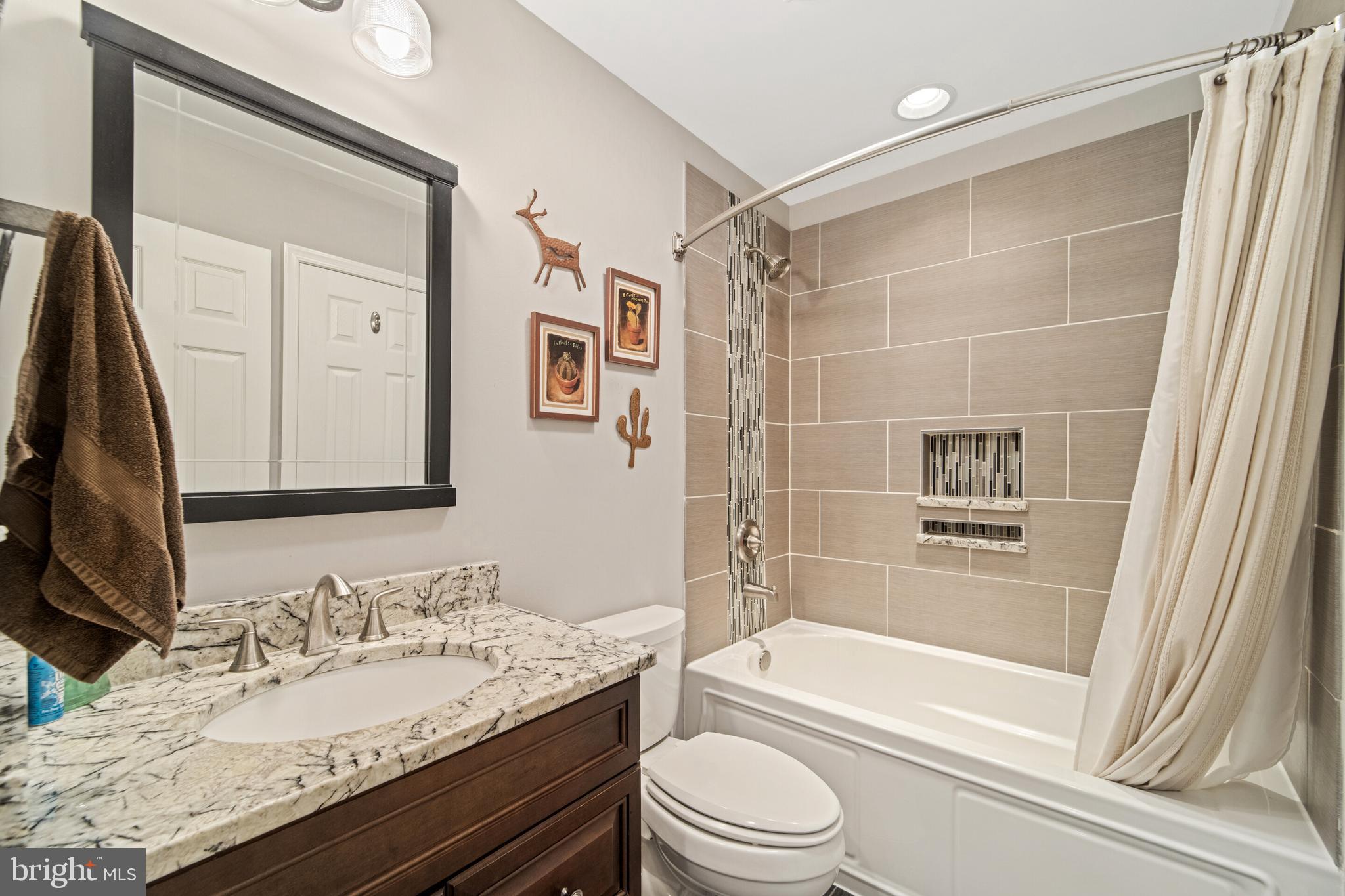 QUAIL RIDGE - Residential