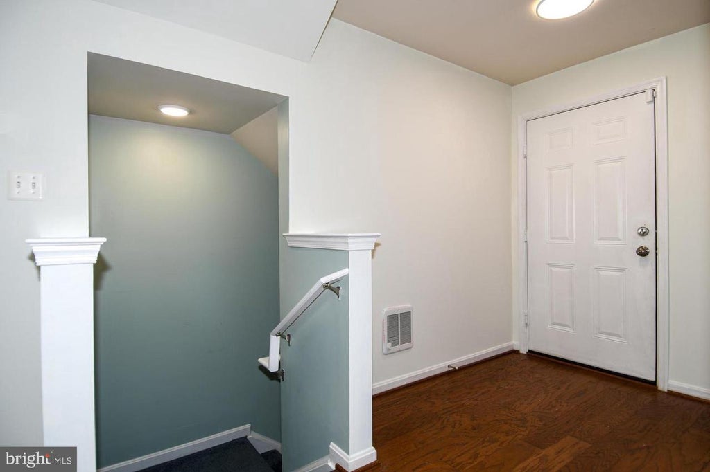 Photo of 22618 Majestic Elm Ct #57, CLARKSBURG, MD 20871 (MLS # MDMC2254832)