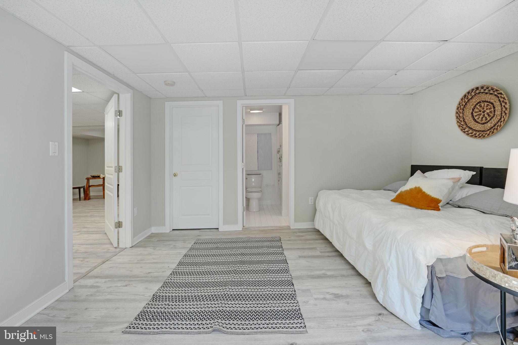 MANTUA - Residential