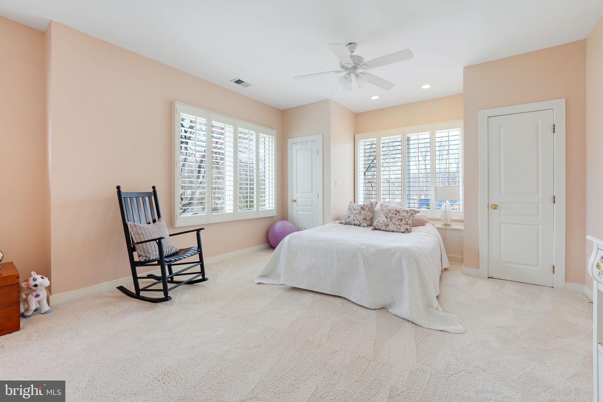 MANTUA - Residential