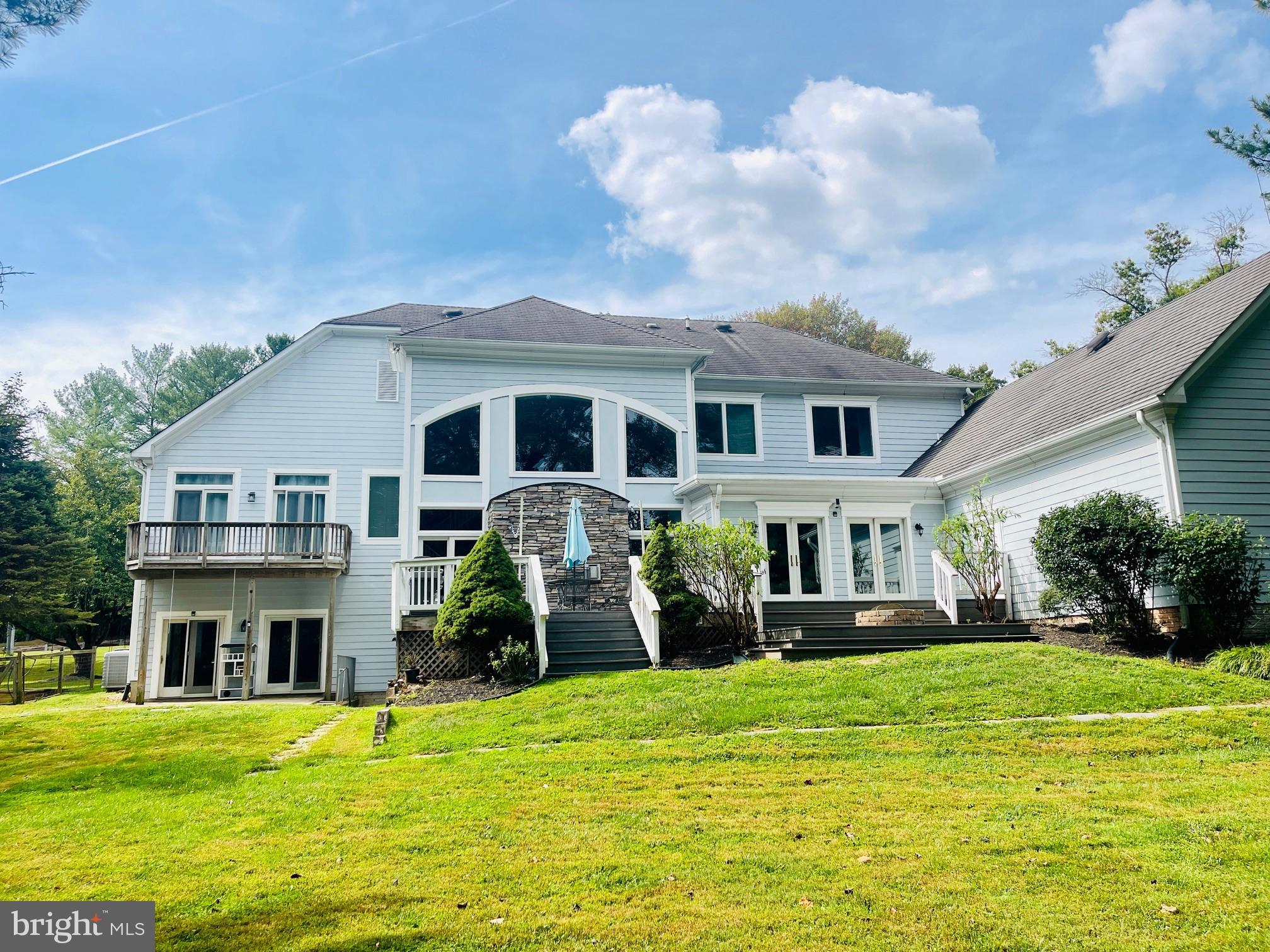 MANTUA - Residential