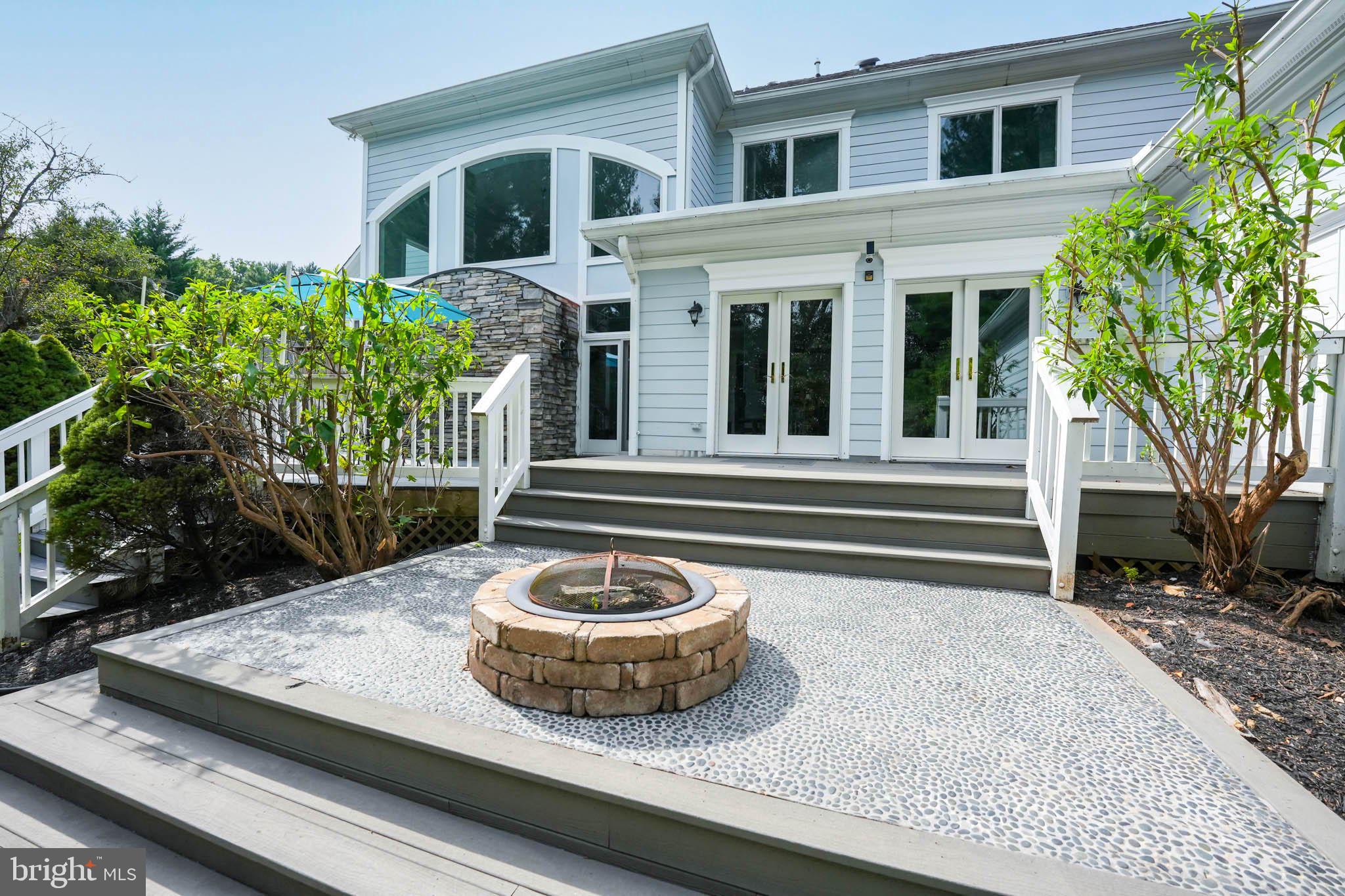 MANTUA - Residential