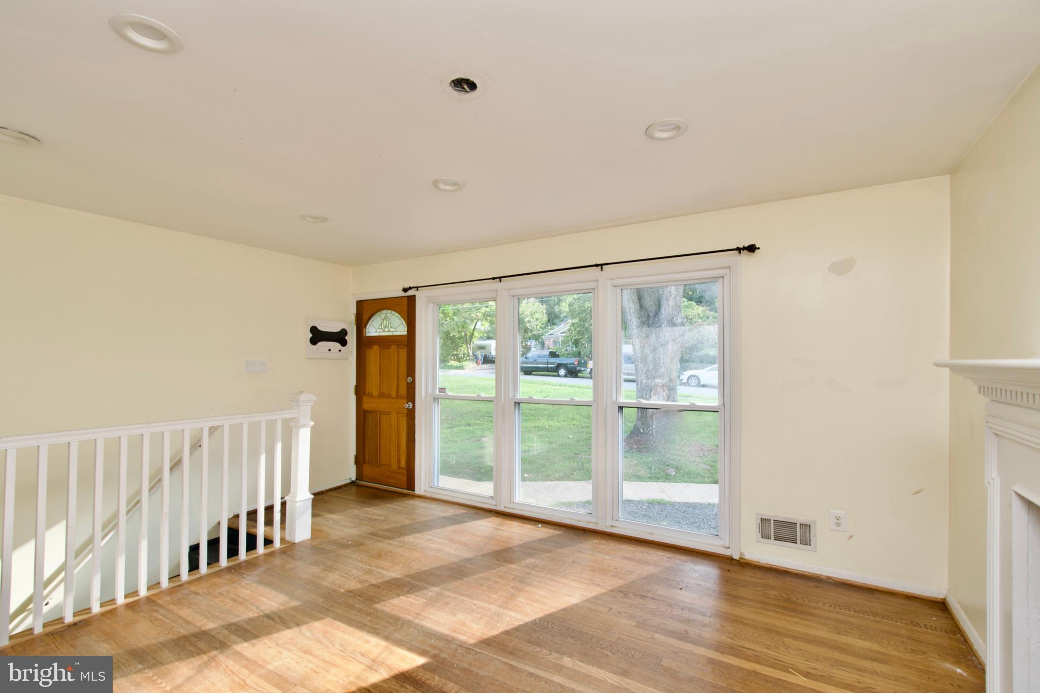 NORTH SPRINGFIELD - Residential