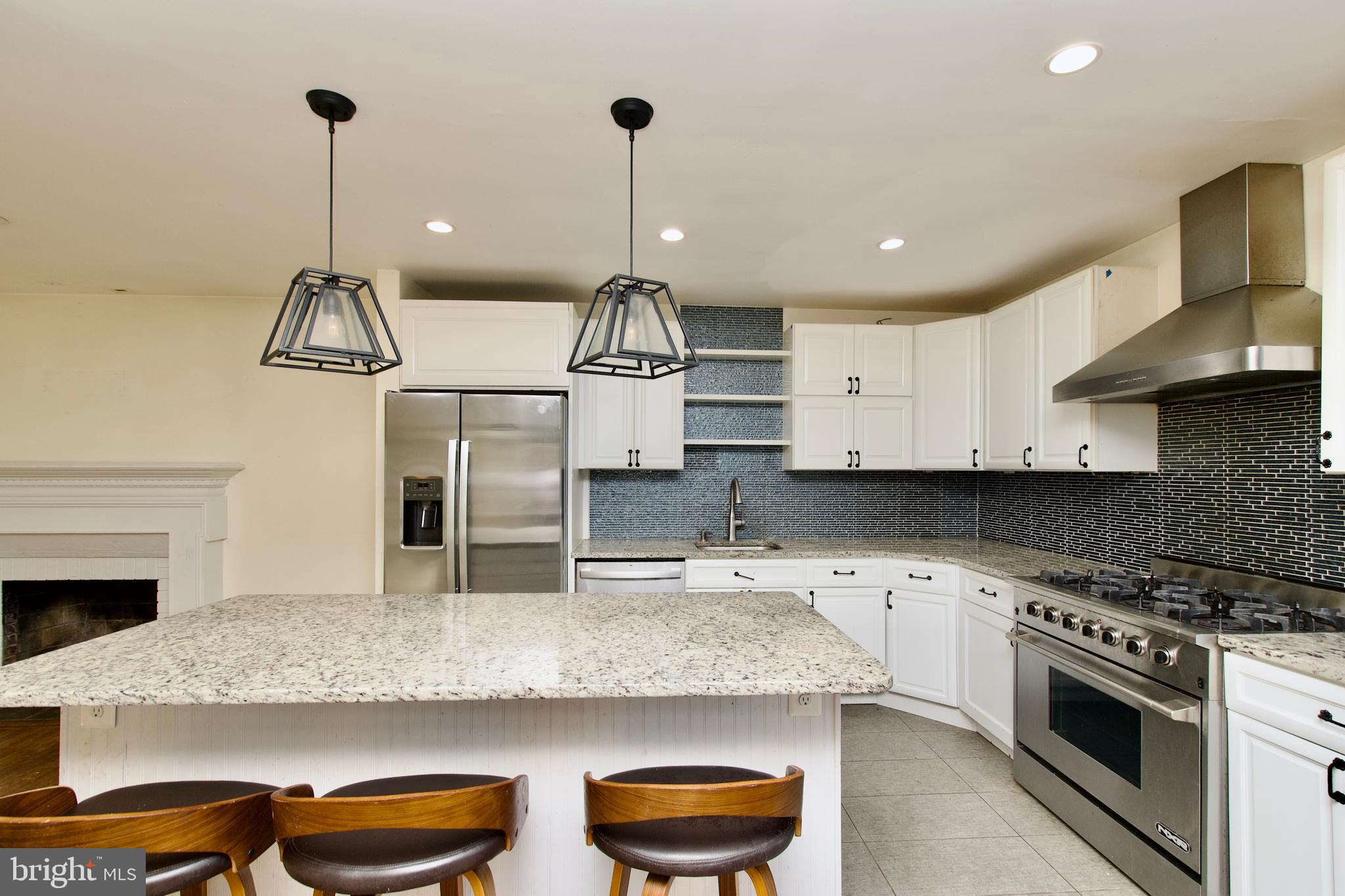 NORTH SPRINGFIELD - Residential