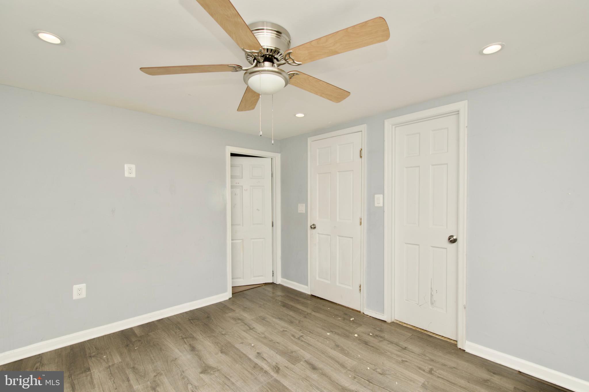 NORTH SPRINGFIELD - Residential