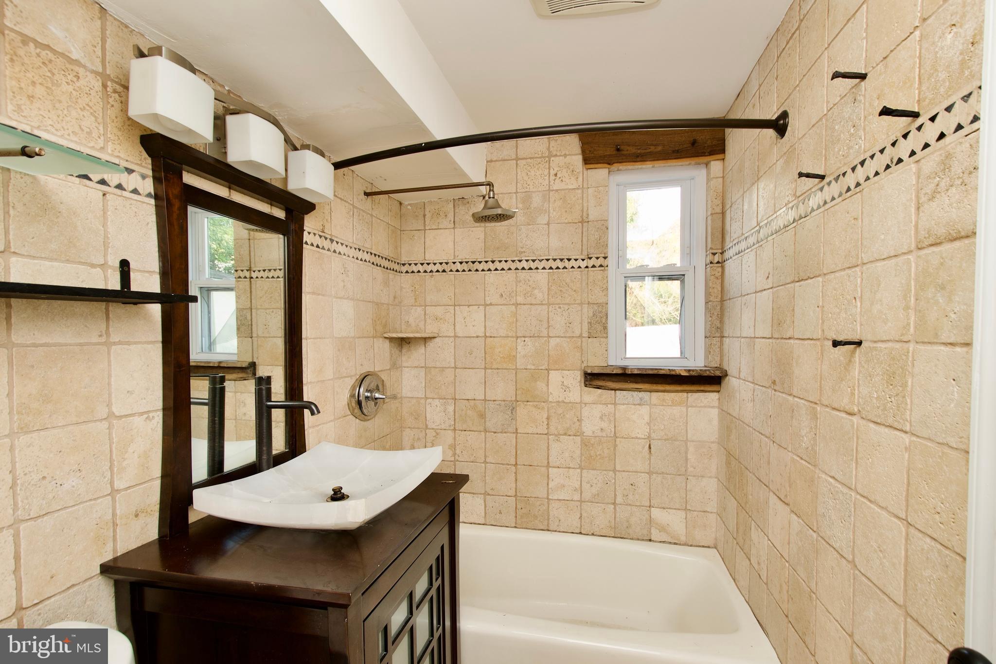 NORTH SPRINGFIELD - Residential