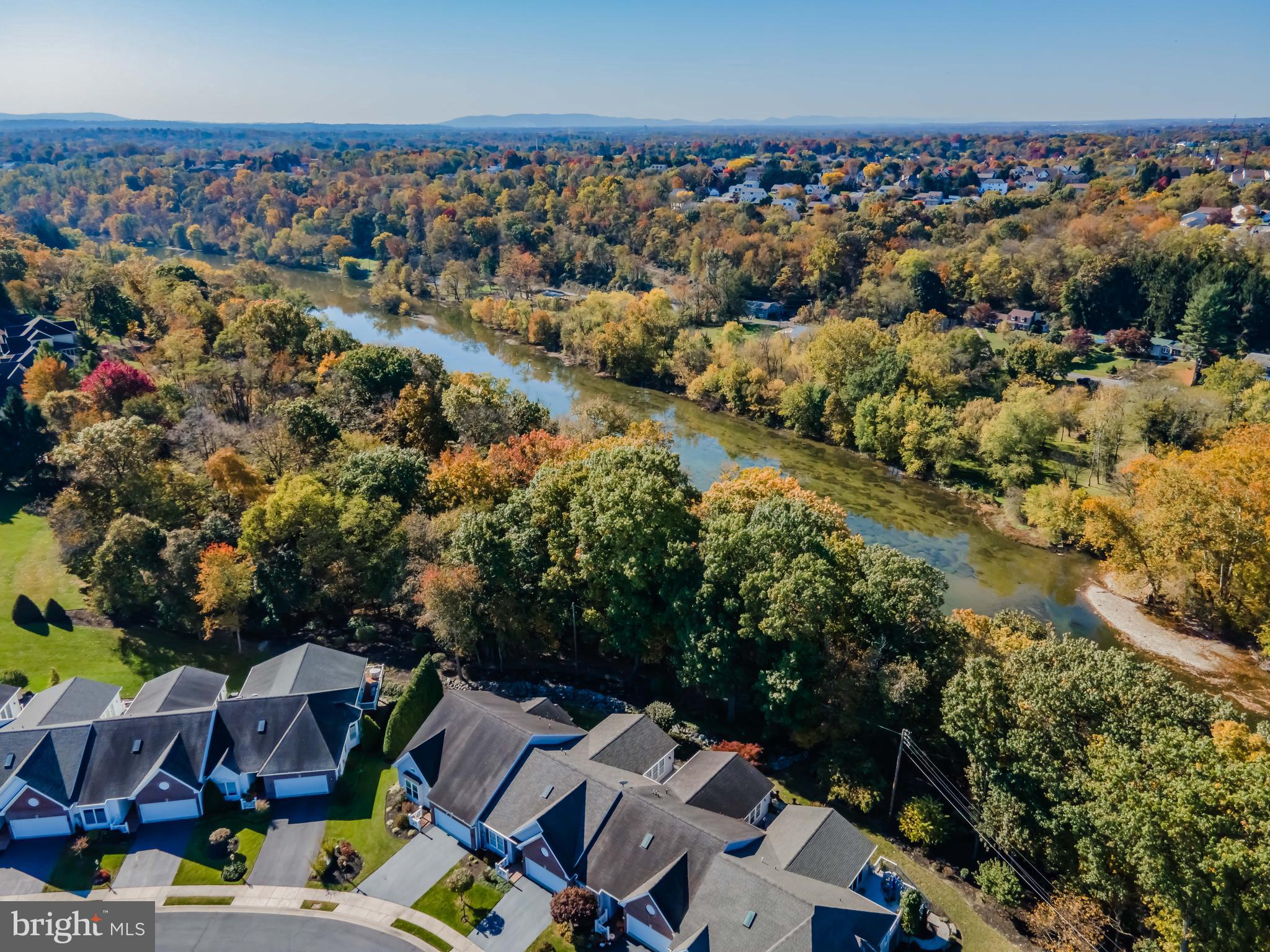 TOWNES OF FLORIBUNDA - Residential
