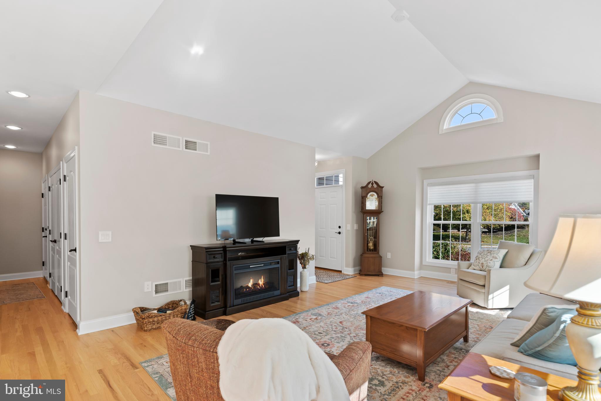 TOWNES OF FLORIBUNDA - Residential