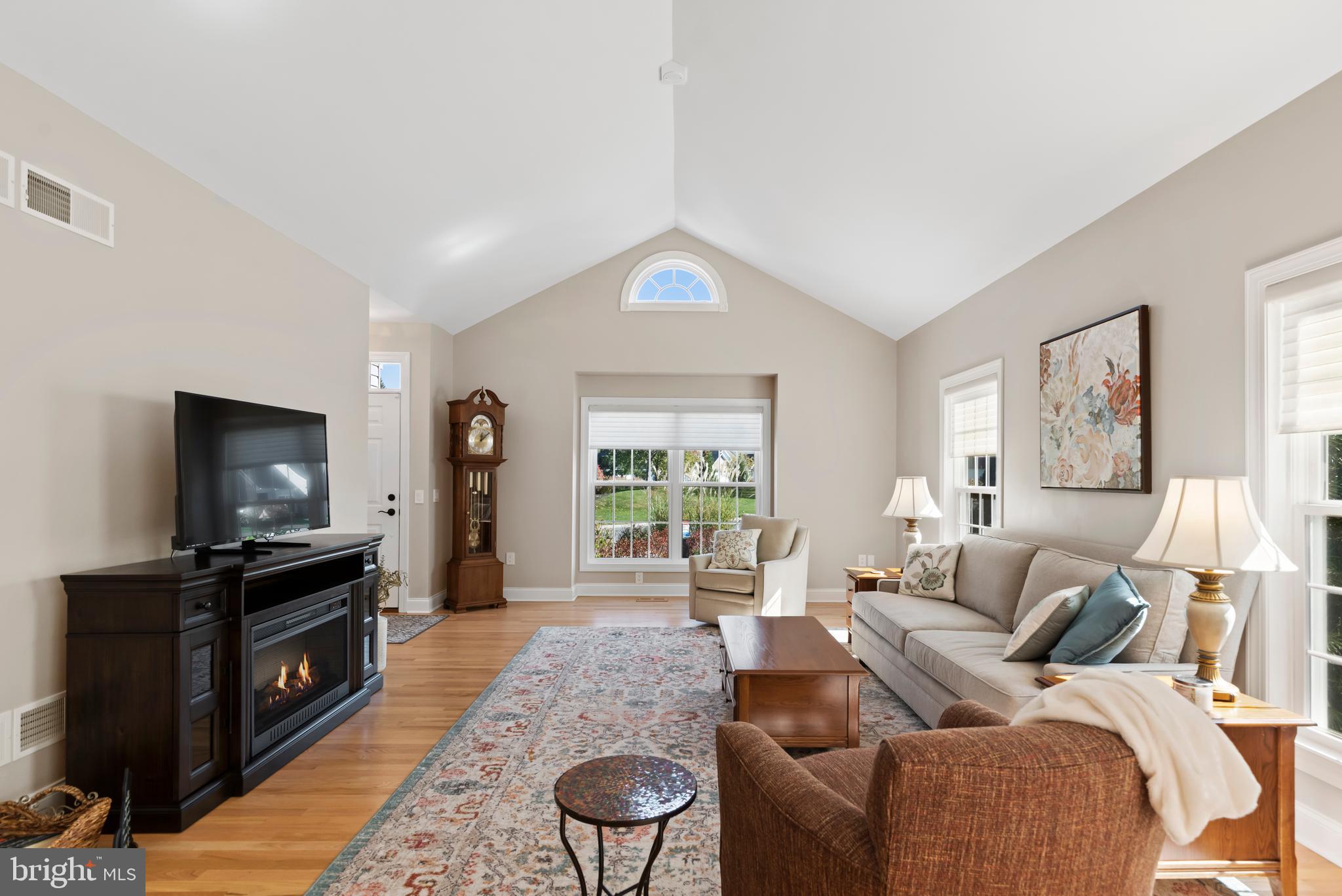 TOWNES OF FLORIBUNDA - Residential