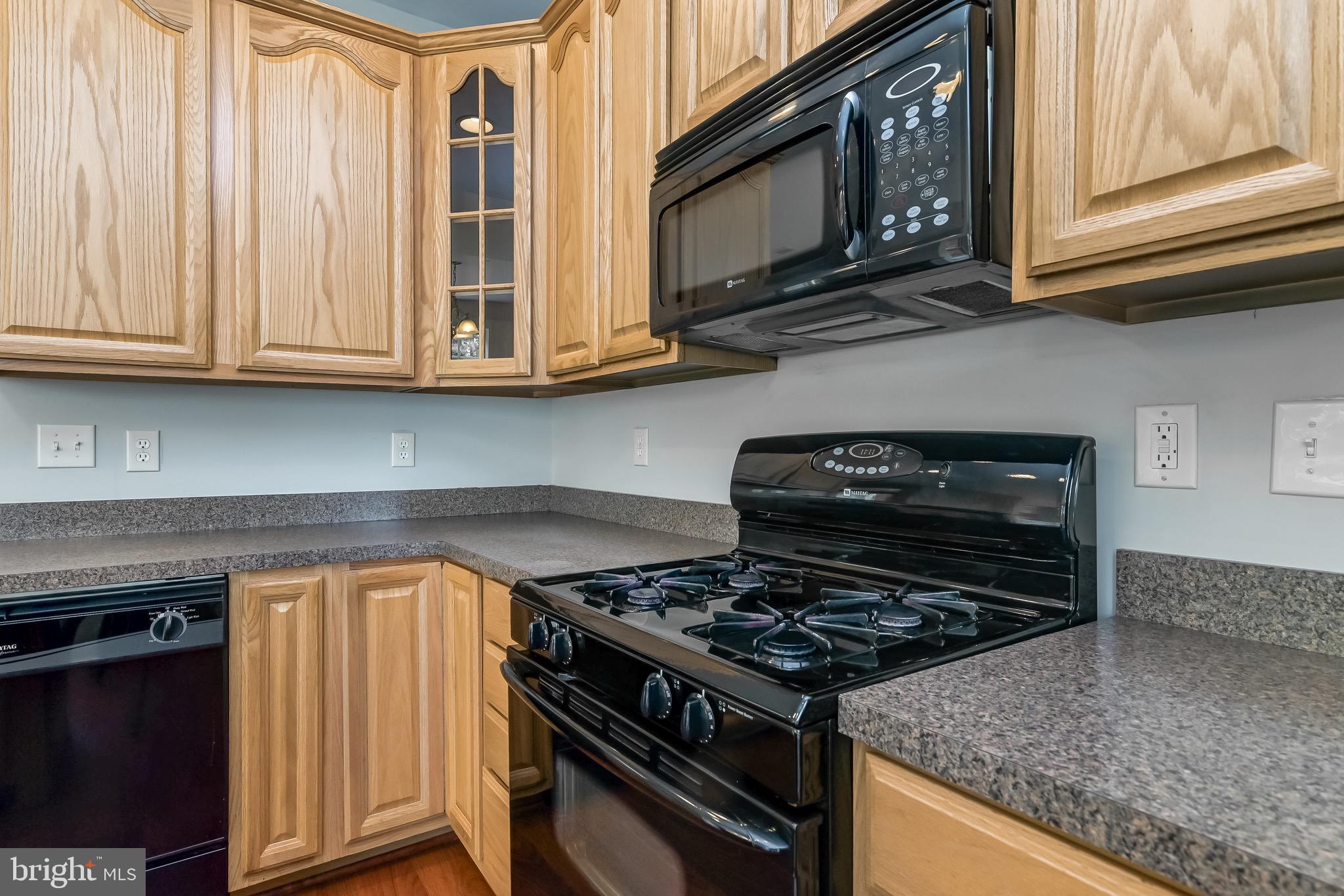 TIREE LAND CONDOMINIUMS - Residential