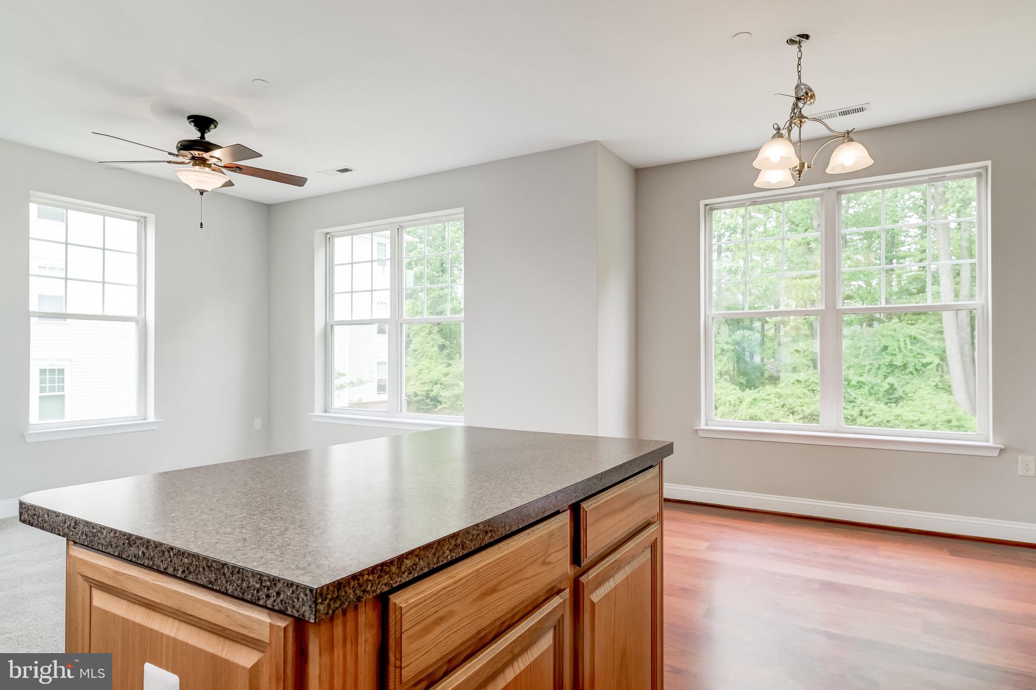 TIREE LAND CONDOMINIUMS - Residential