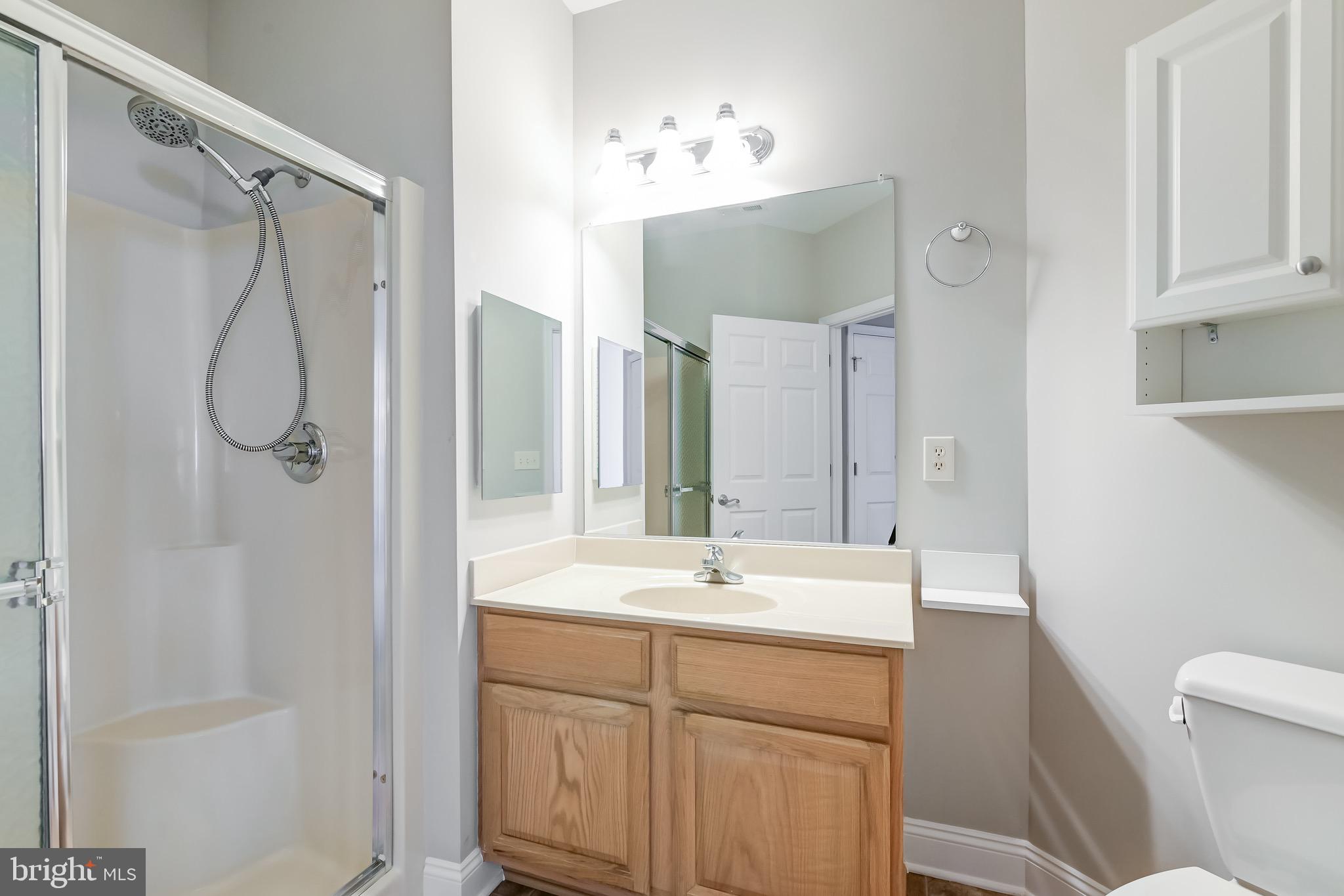 TIREE LAND CONDOMINIUMS - Residential