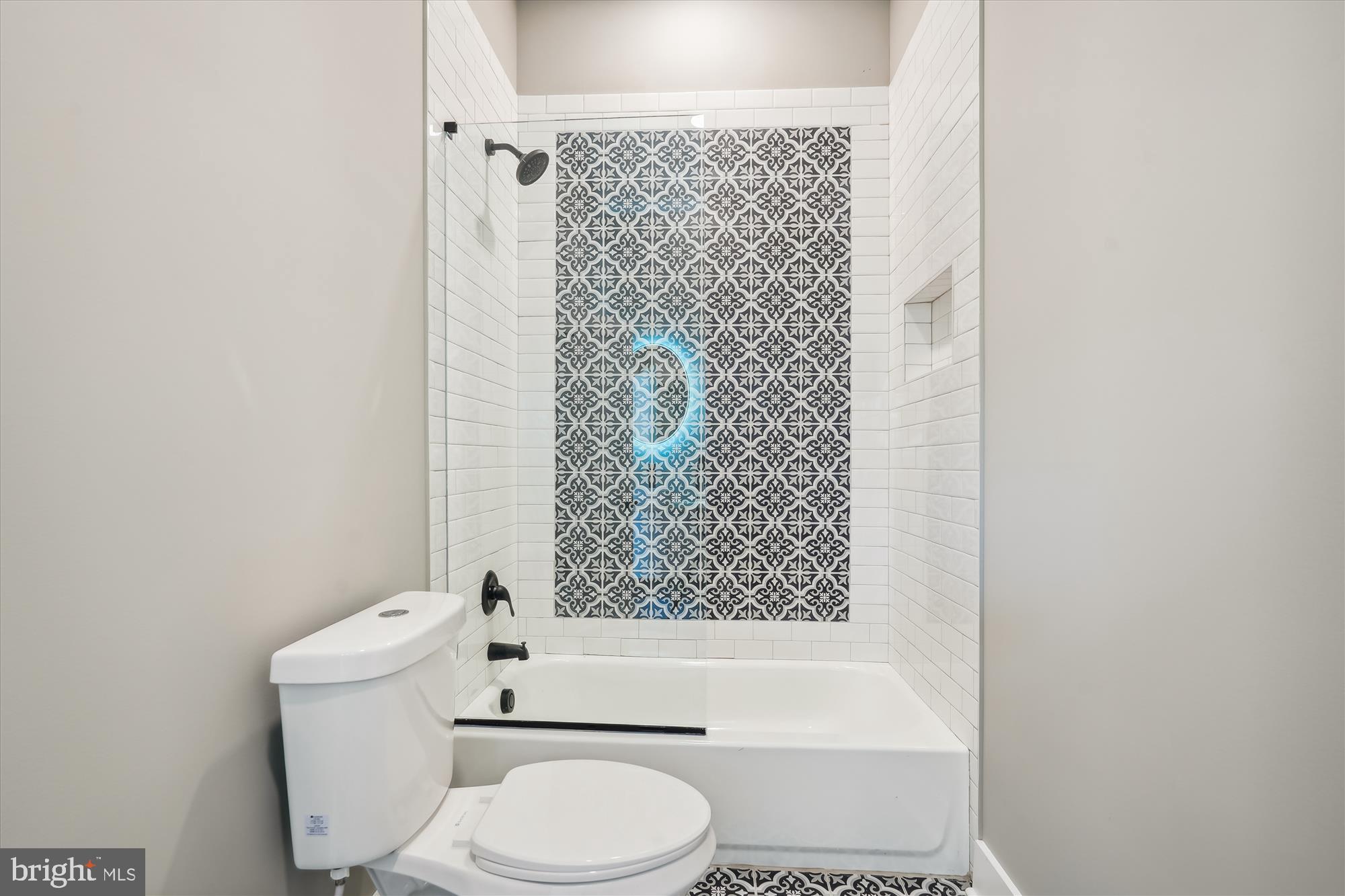 TAKOMA PARK - Residential