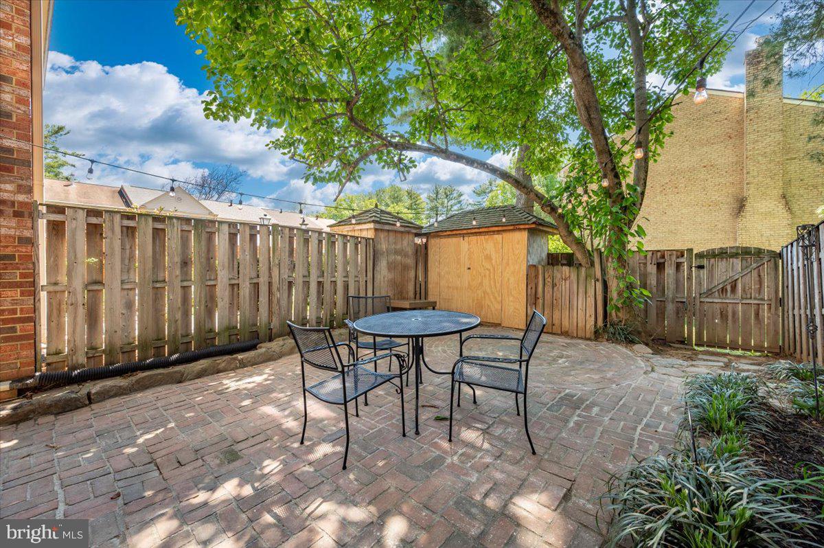 DIAMOND FARMS - Residential