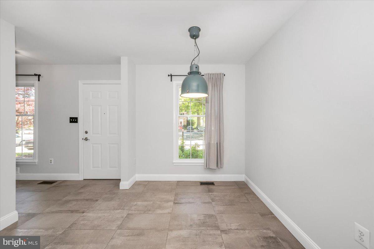 DIAMOND FARMS - Residential