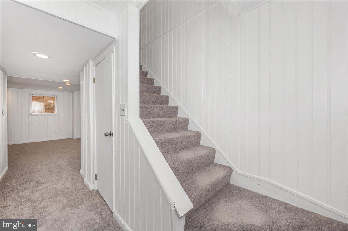 DIAMOND FARMS - Residential