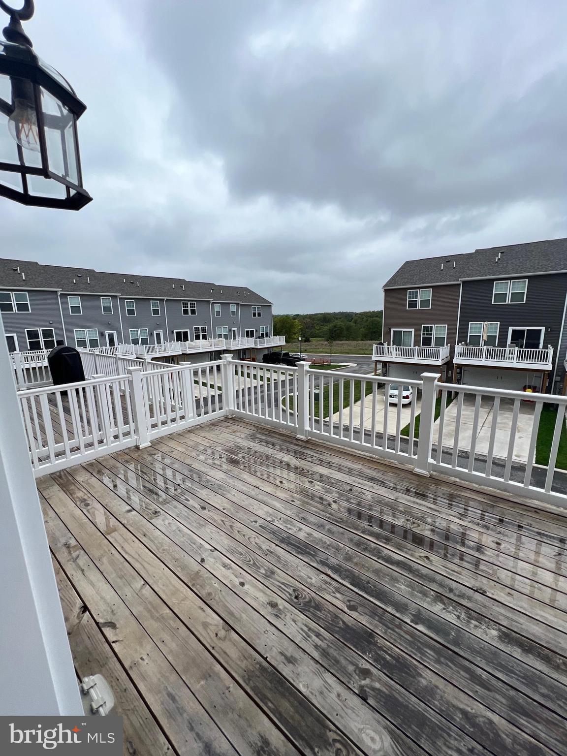 BRIAR RUN - Residential Lease