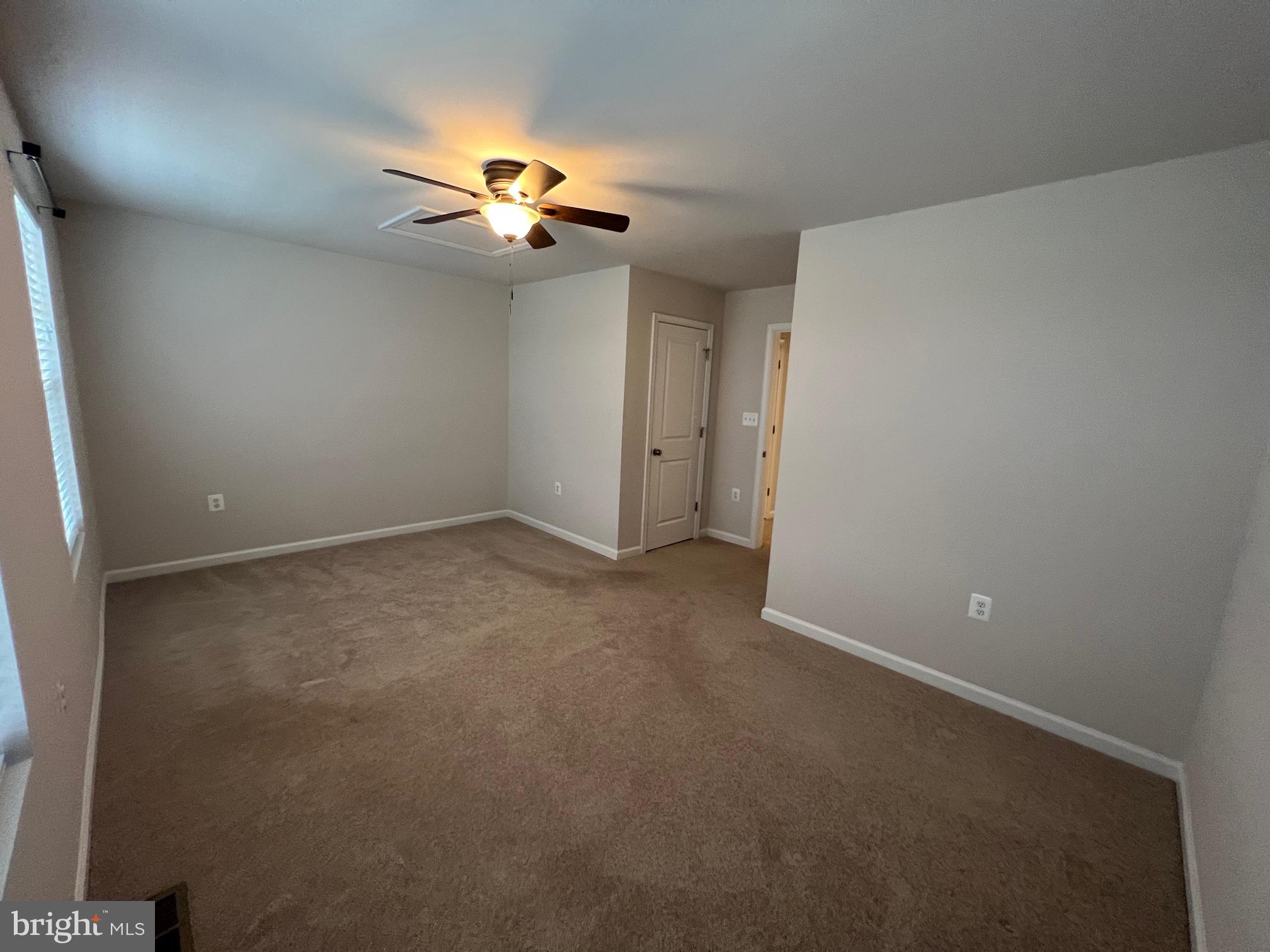 BRIAR RUN - Residential Lease