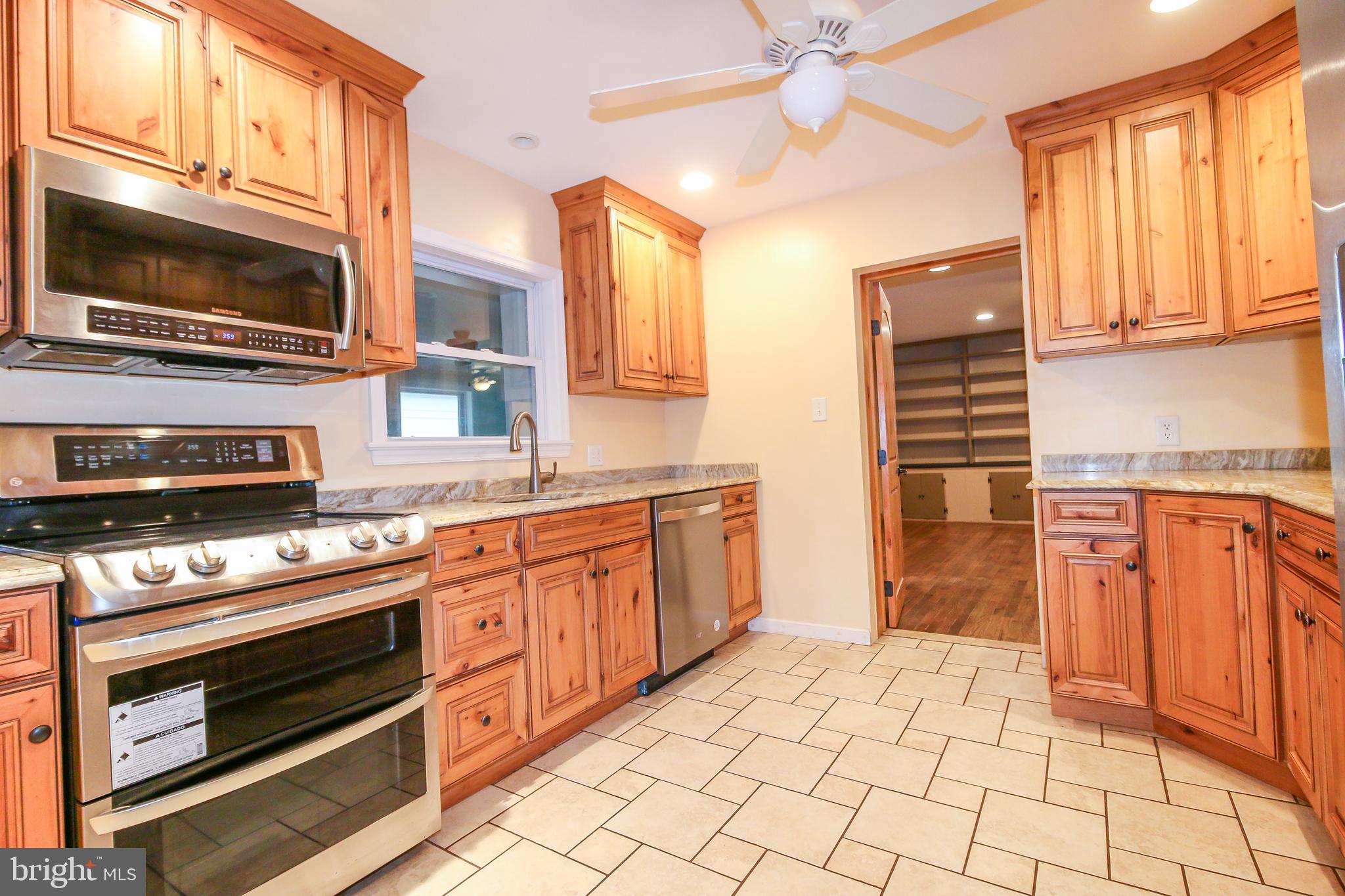 SUNRISE BEACH - Residential