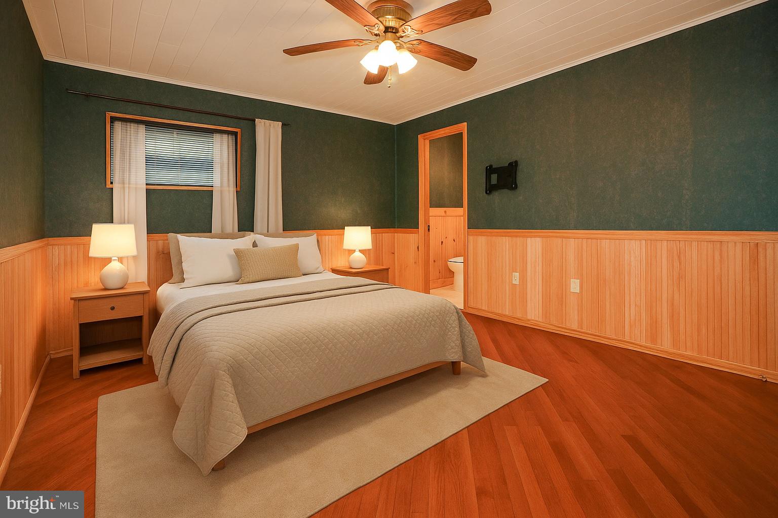 SUNRISE BEACH - Residential