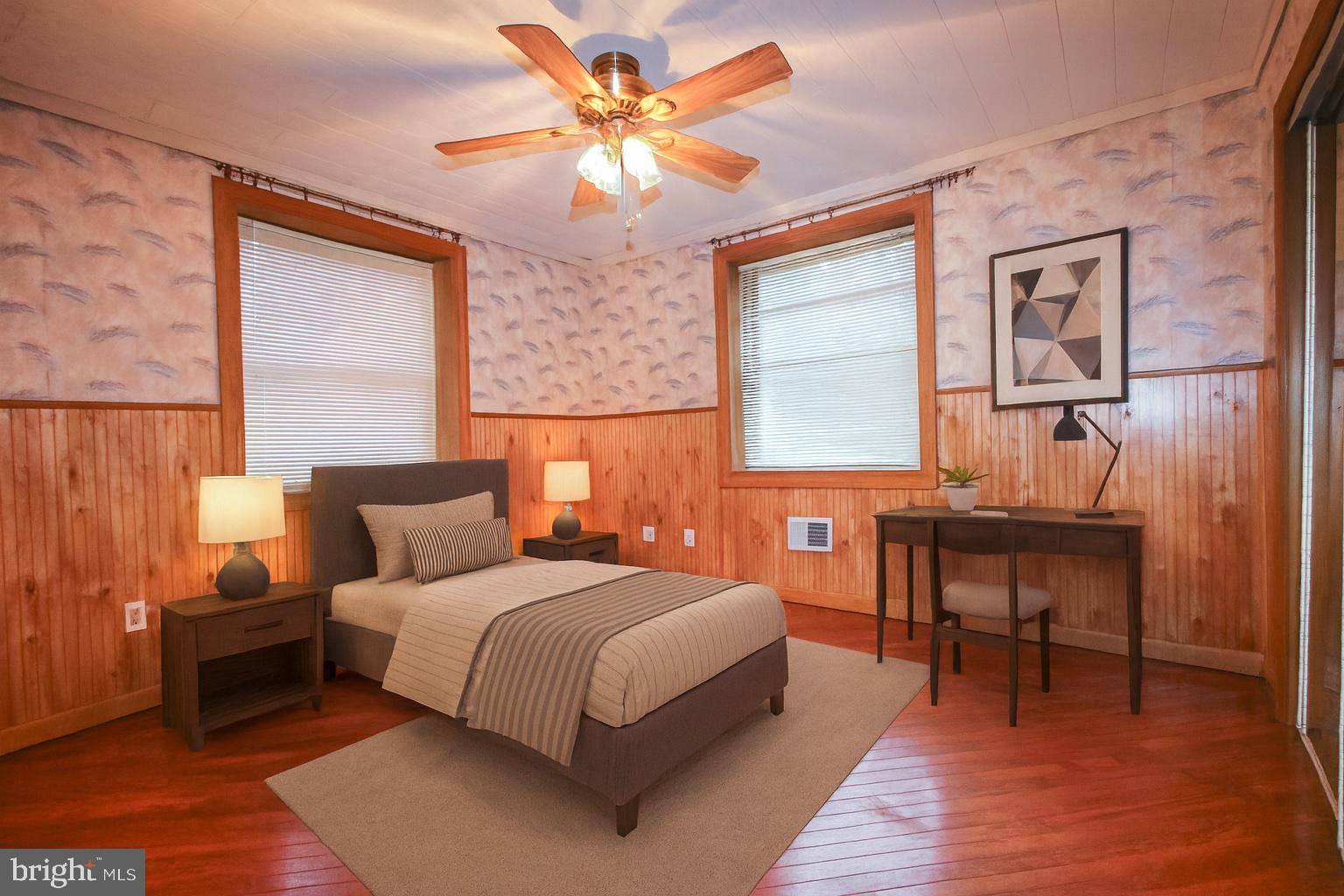 SUNRISE BEACH - Residential