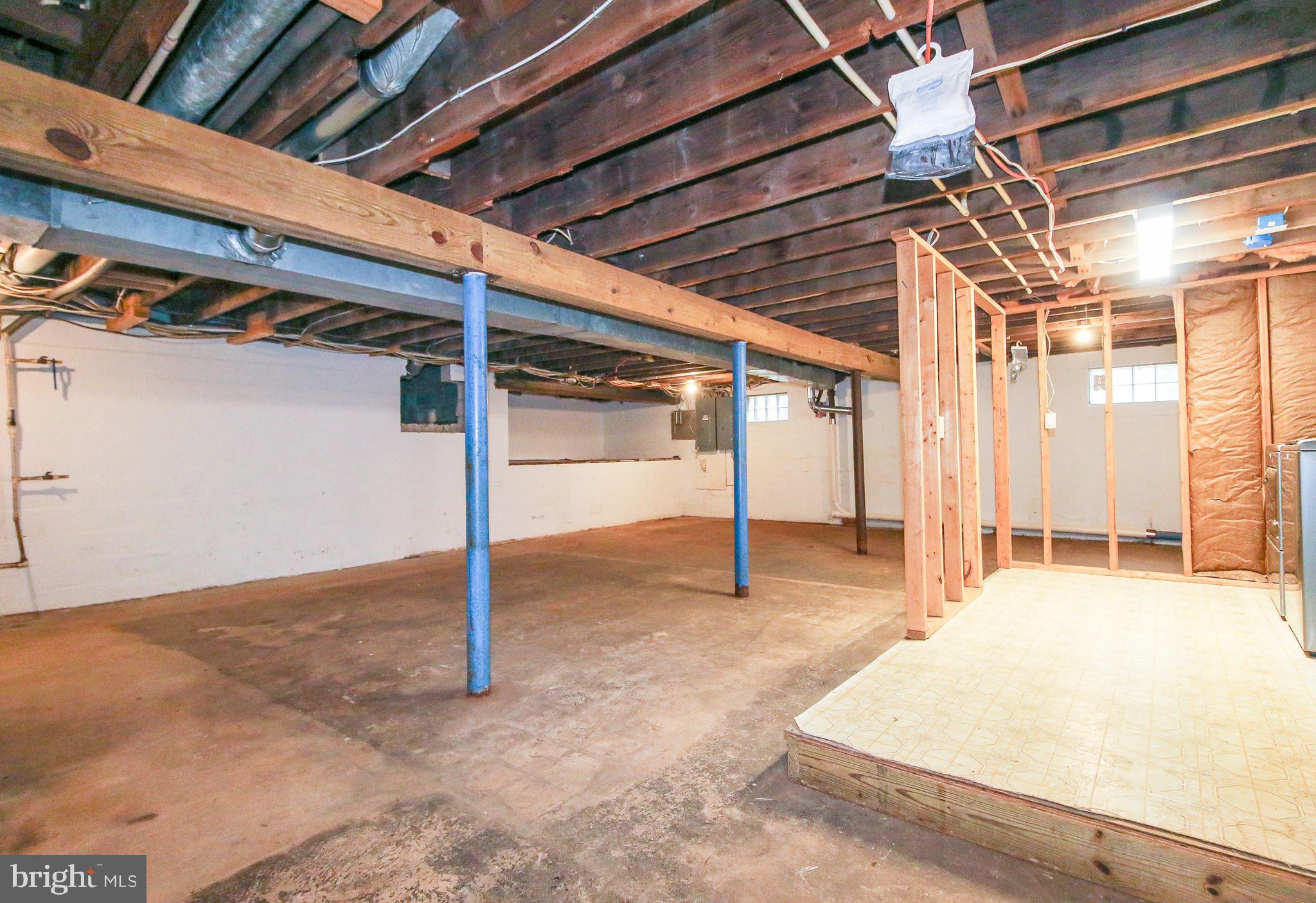 SUNRISE BEACH - Residential