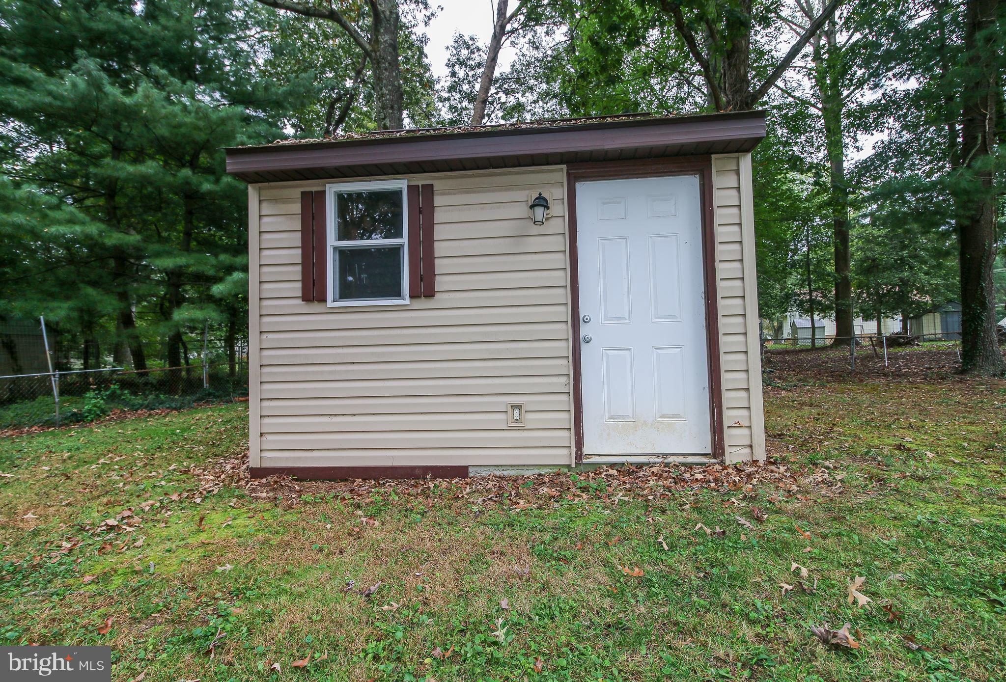 SUNRISE BEACH - Residential