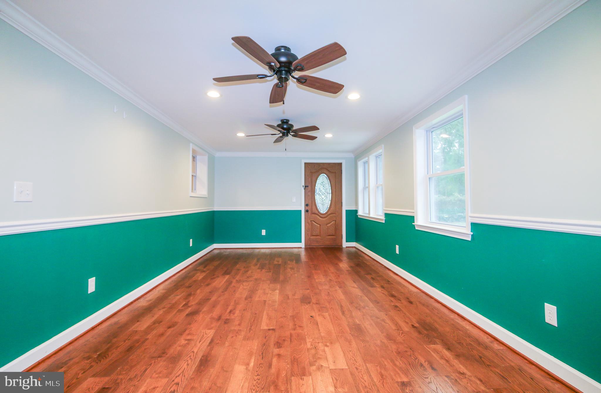 SUNRISE BEACH - Residential