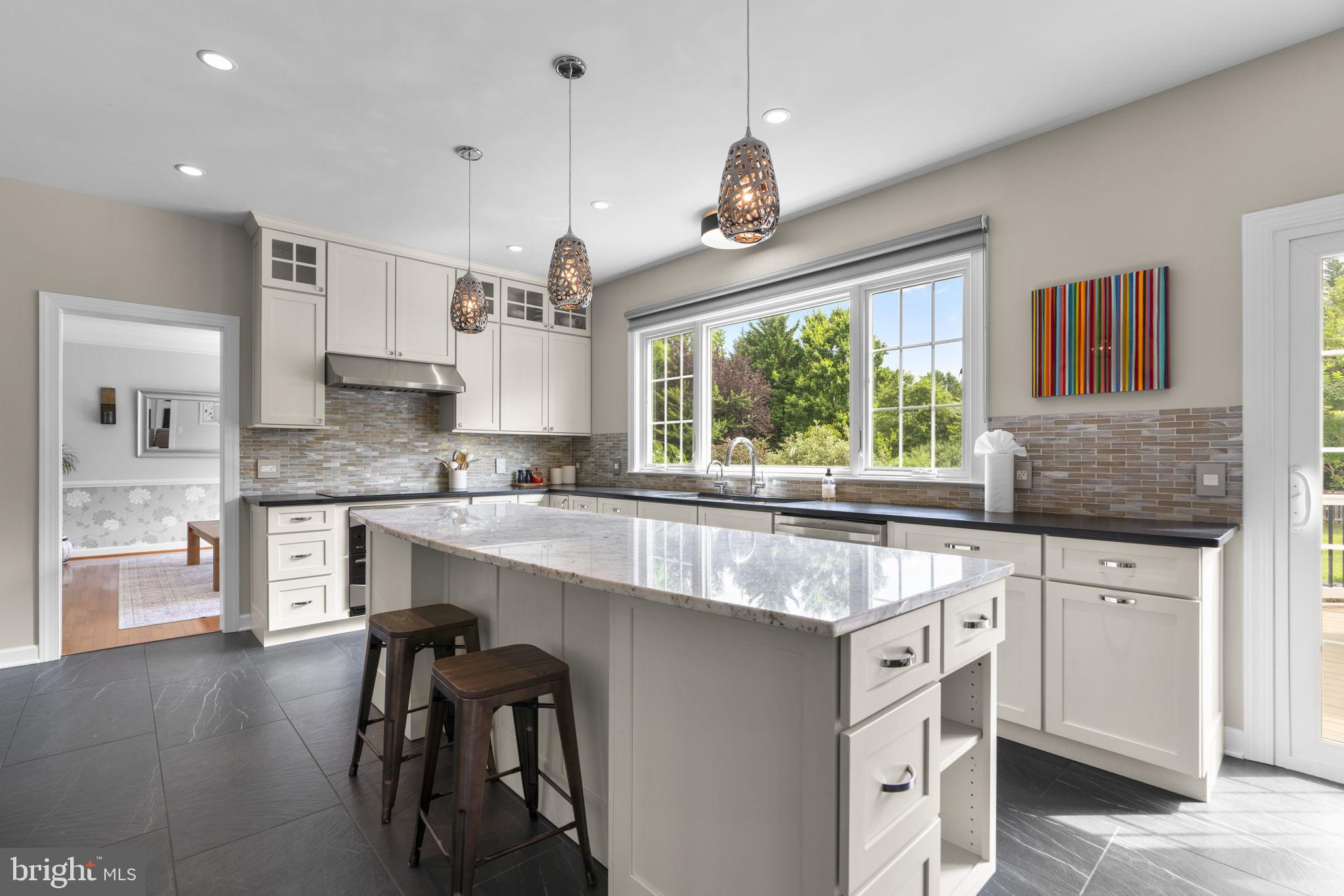 7108 CARLISLE COURT