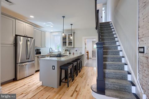 Photo of 832 BUCHANAN AVE, LANCASTER, PA 17603 (MLS # PALA2040274)