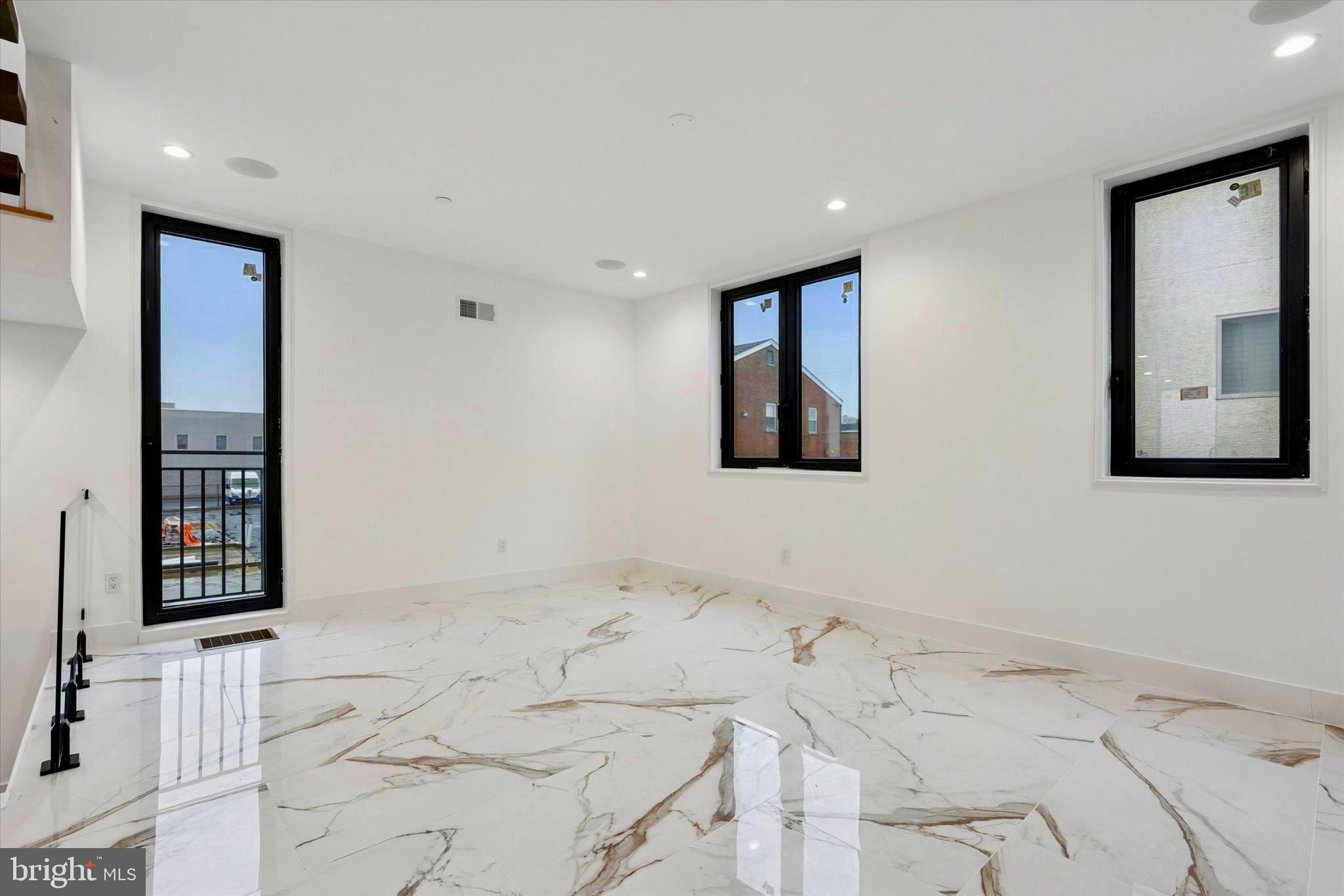 PACKER PARK - Residential