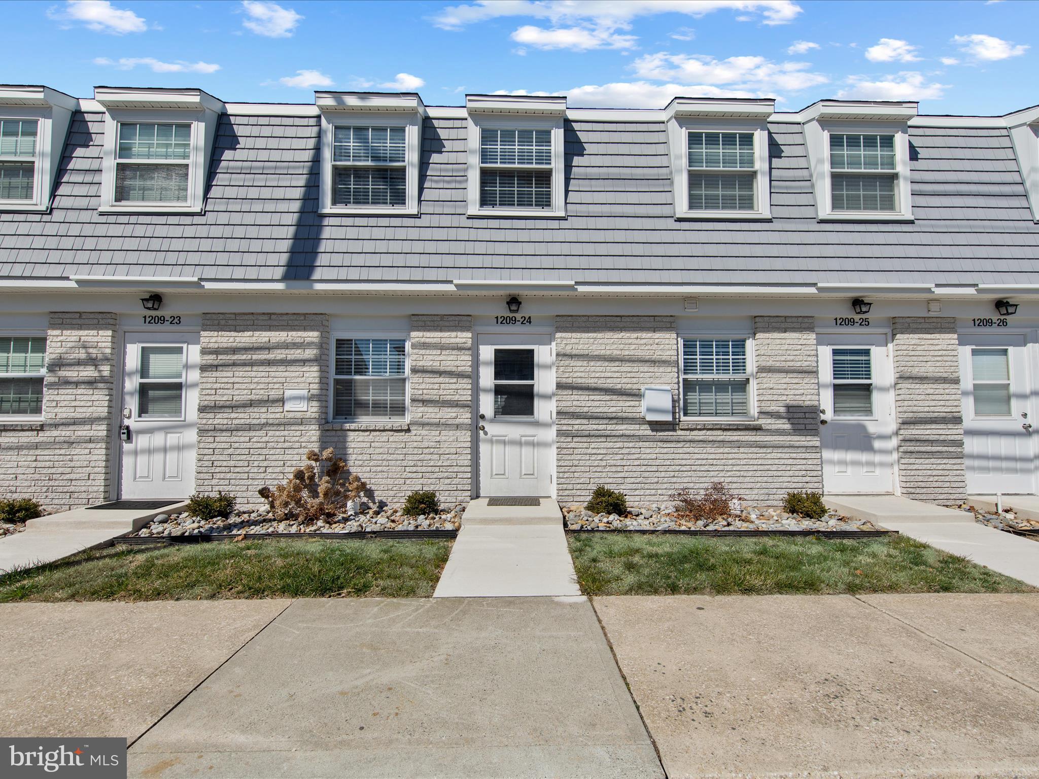 Discover the ideal coastal retreat at this charming Royal Palms Townhouse in Ocean City! Step into a kitchen featuring crisp white, soft-close cabinetry with underlighting, a sleek stainless double sink, and a versatile storage closet that can easily be converted into a convenient pantry. The family room is perfect for gatherings and relaxation. The upper level offers two spacious bedrooms painted in a soothing neutral palette, and a full bath. Enjoy the fantastic community amenities, including a community pool and on-site laundry facilities. With off-street parking, you’ll always have a hassle-free spot waiting for you. Best of all, the beach, boardwalk, and popular dining spots are just moments away, promising endless fun and relaxation. This property is perfect for personal getaways or as a lucrative rental investment! Its prime location near the beach and boardwalk, combined with modern upgrades and appealing community perks, makes it highly desirable for vacationers and long-term tenants alike. Being sold As-Is. Don’t wait, schedule your showing today!