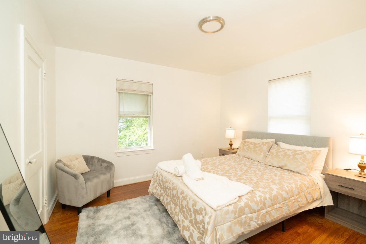 ADDISON HEIGHTS - Residential