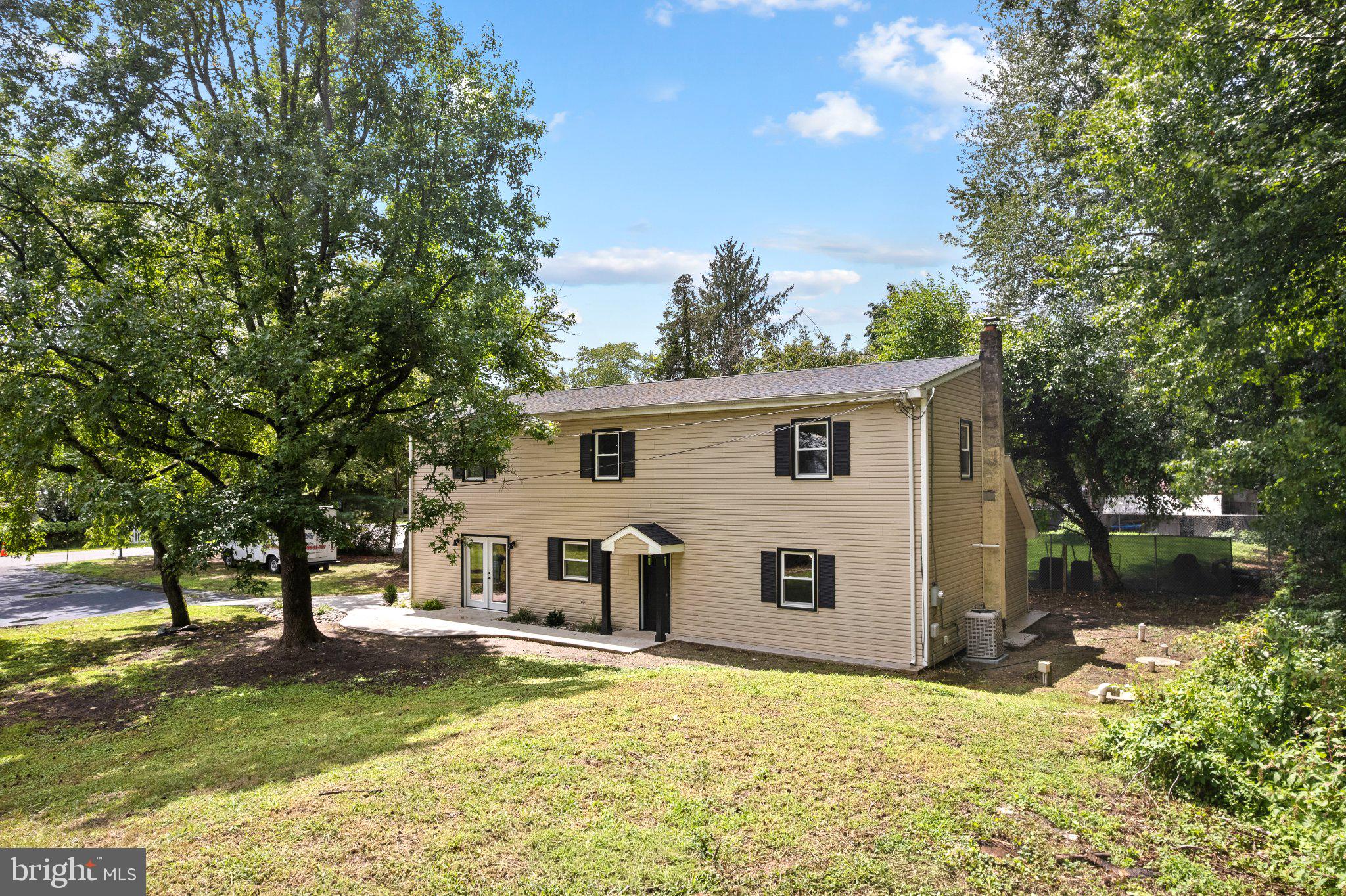65 MACARTHUR AVENUE