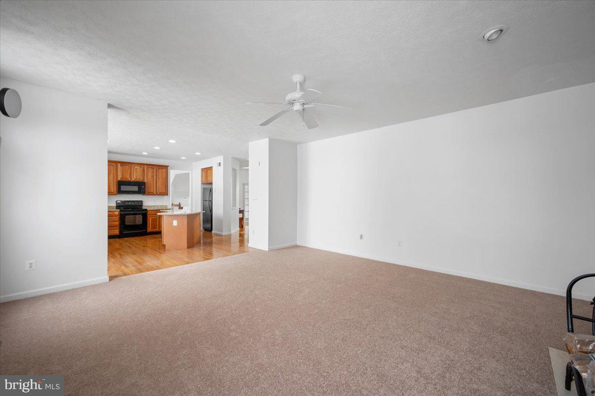 PROVIDENCE FARM - Residential