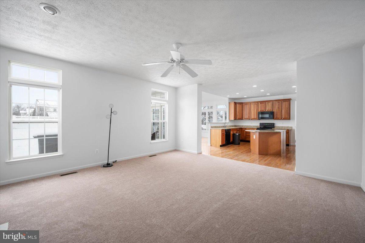 PROVIDENCE FARM - Residential