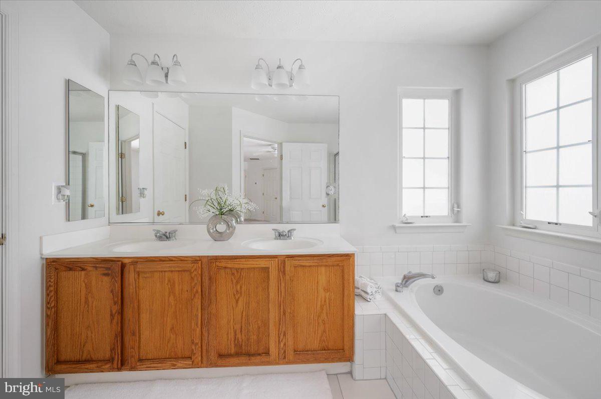 PROVIDENCE FARM - Residential