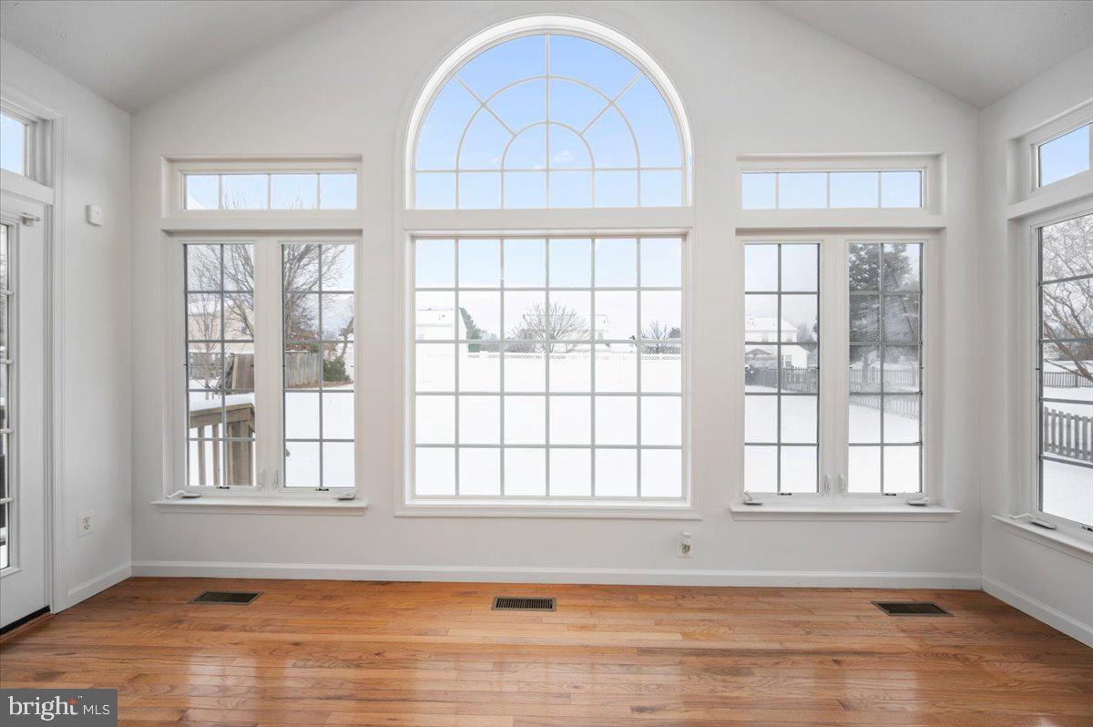 PROVIDENCE FARM - Residential