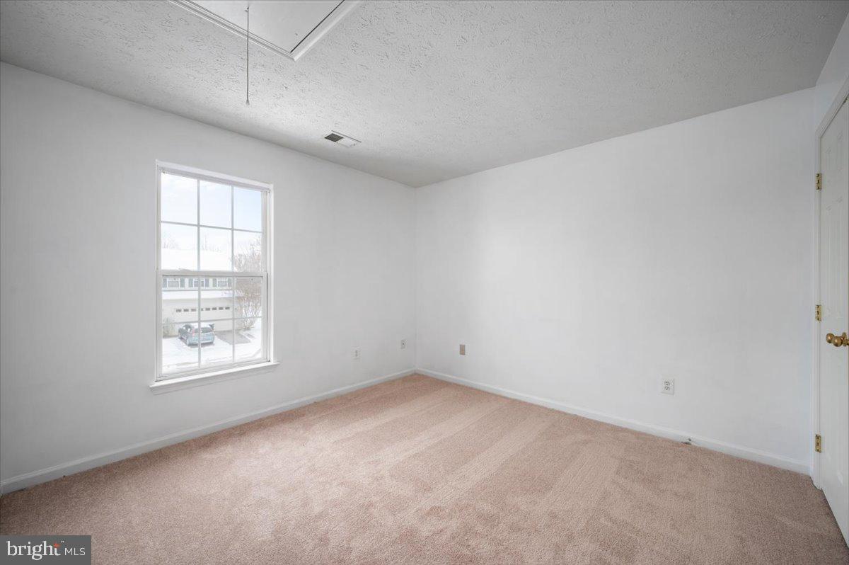 PROVIDENCE FARM - Residential