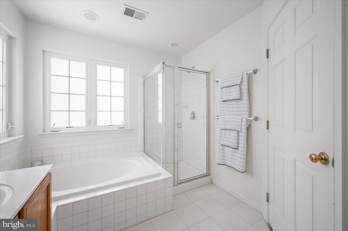 PROVIDENCE FARM - Residential