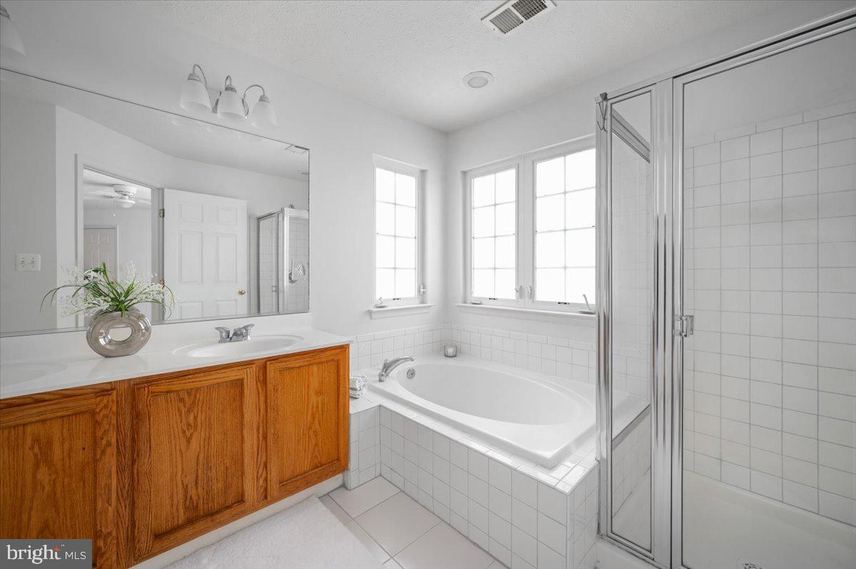 PROVIDENCE FARM - Residential