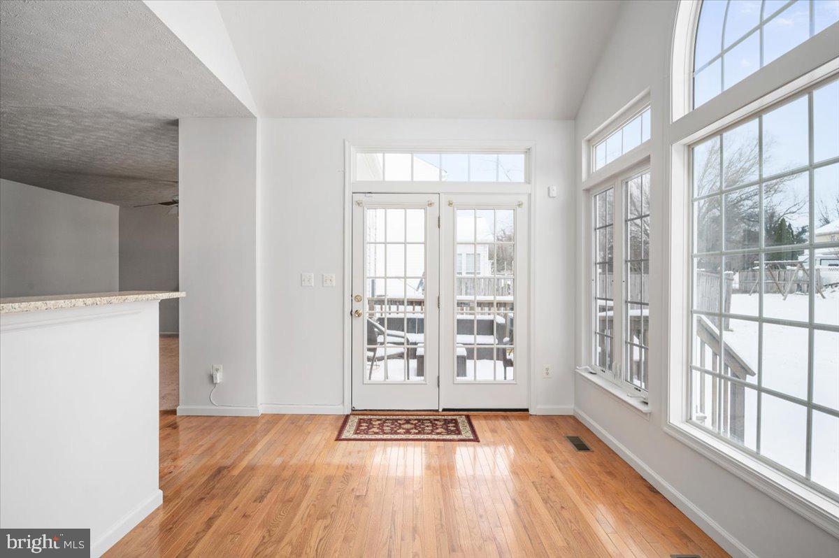 PROVIDENCE FARM - Residential