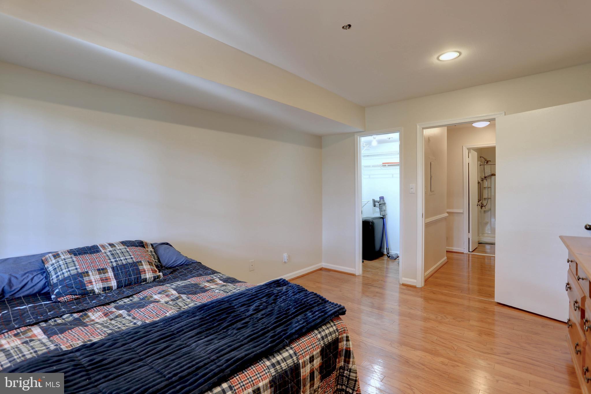 HEATHERFIELD CONDOS - Residential