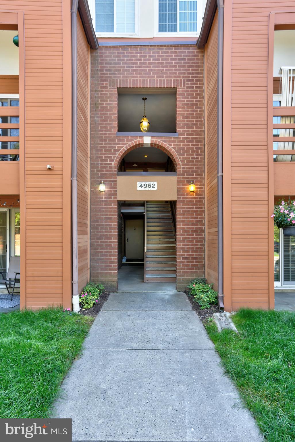 HEATHERFIELD CONDOS - Residential