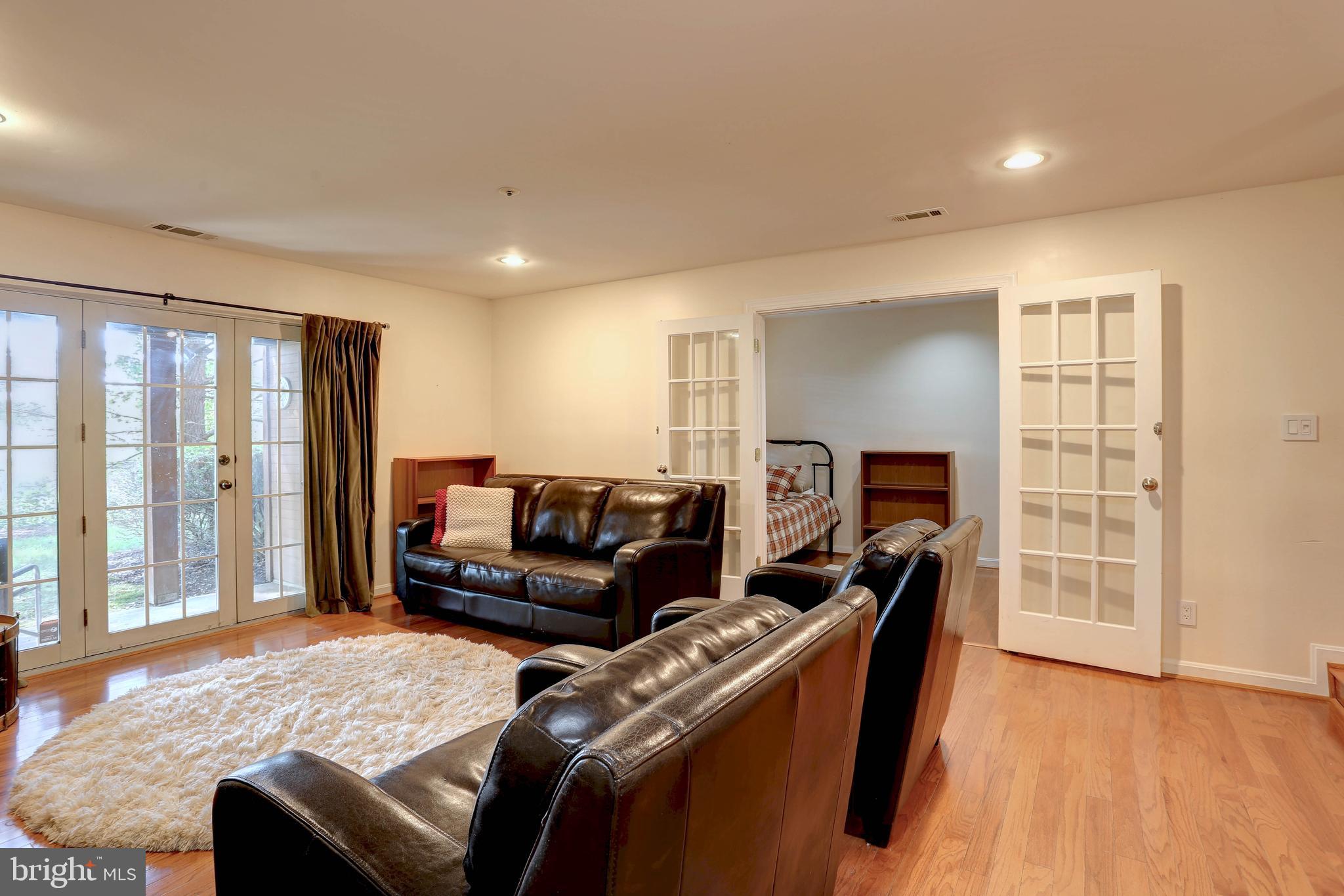 HEATHERFIELD CONDOS - Residential