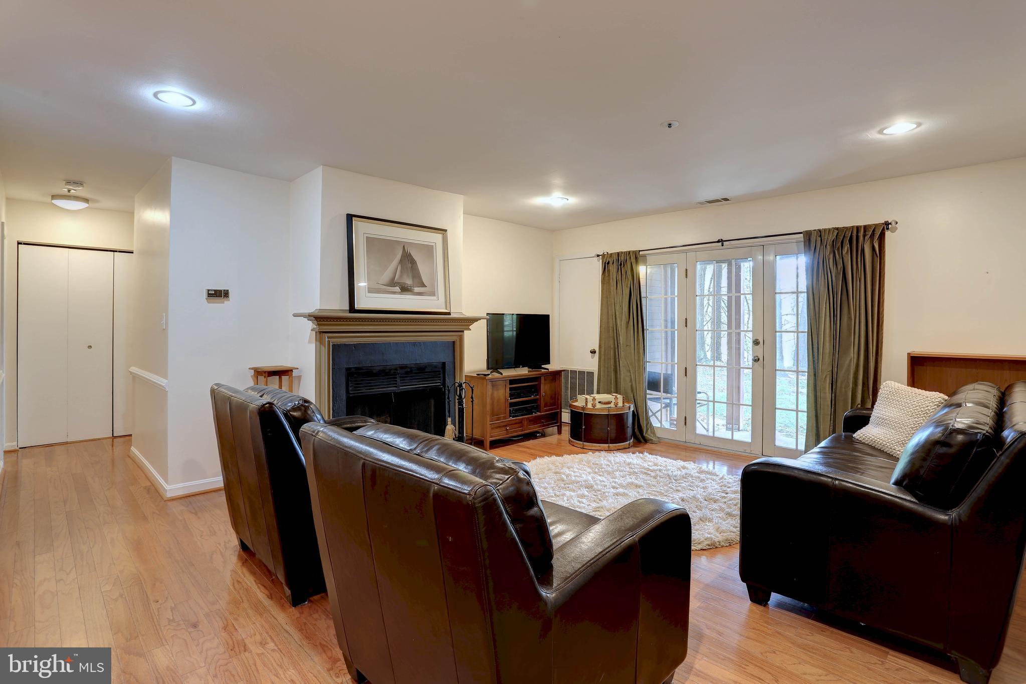 HEATHERFIELD CONDOS - Residential