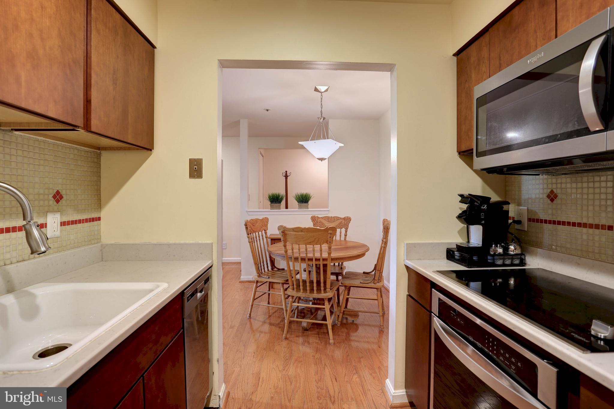 HEATHERFIELD CONDOS - Residential