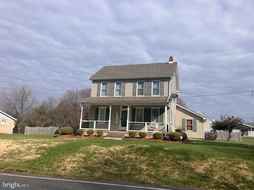 Single family home in a neighborhood with a pool and backyard to accomodate gatherings.