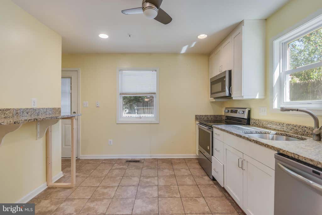 Photo of 1114 Hybrid Avenue, CAPITOL HEIGHTS, MD 20743 (MLS # MDPG2205682)